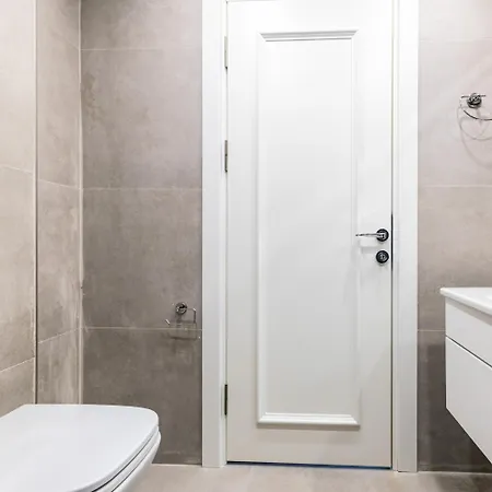 Chic Flat 5 Min To Moda Pier * Istanbul