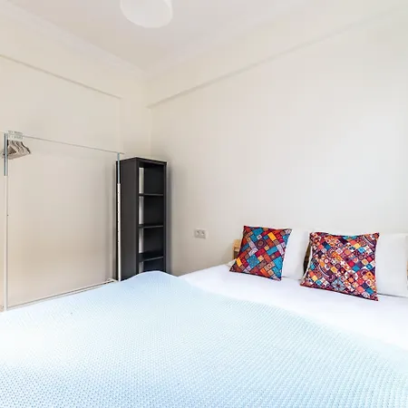 Chic Flat 5 Min To Moda Pier